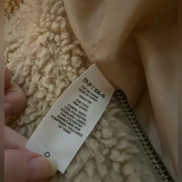 Garage Cropped Teddy Jacket - Picture 2 of 3